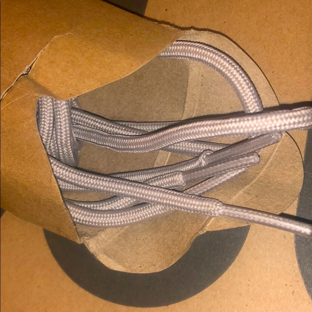 Yeezy Boost 350 V2 "Israfil" Laces